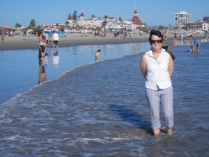 DSCN6770 Amy at Coronado beach