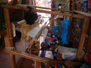 tapestry weaver in Pisac