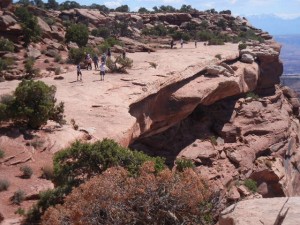 Canyonlands trail along the rim