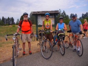 with Dan (L) and Bill (R) at Spokane's Centennial trail