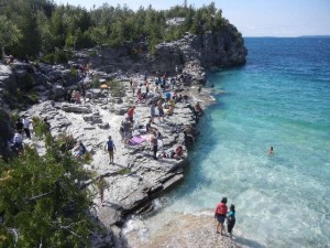 Labour Day weekend crowds near the Grotto at Bruce Peninsula National Park